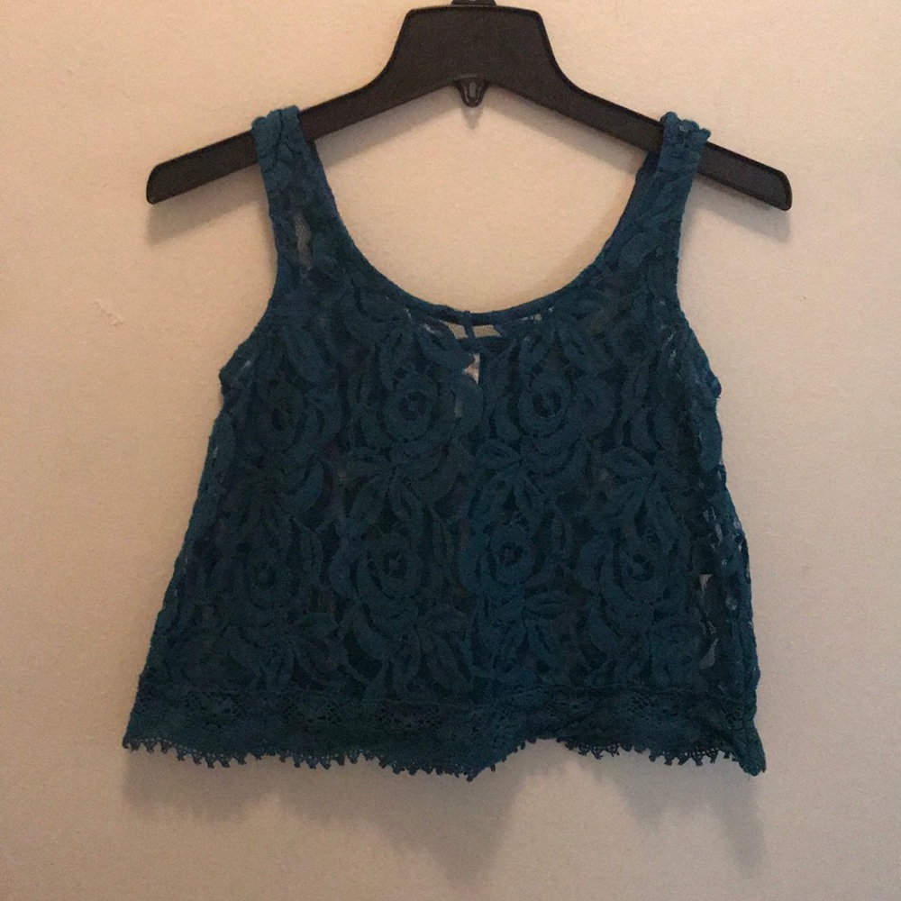 Lace cropped tank